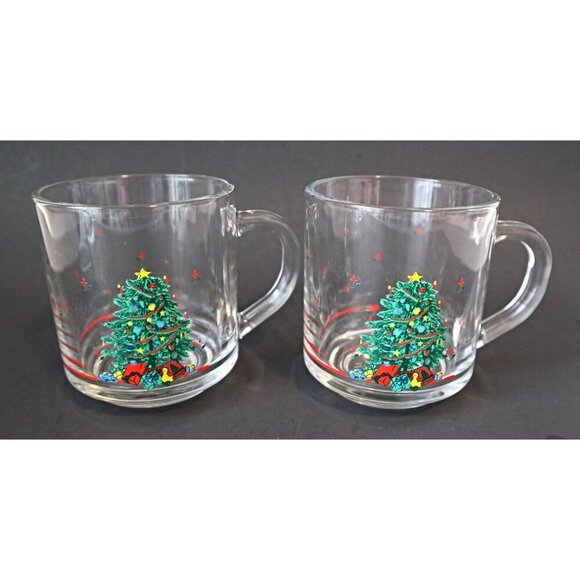 Set Of Four Christmas Tree Glass Coffee/Hot Chocolate Mugs - Picture 2 of 5